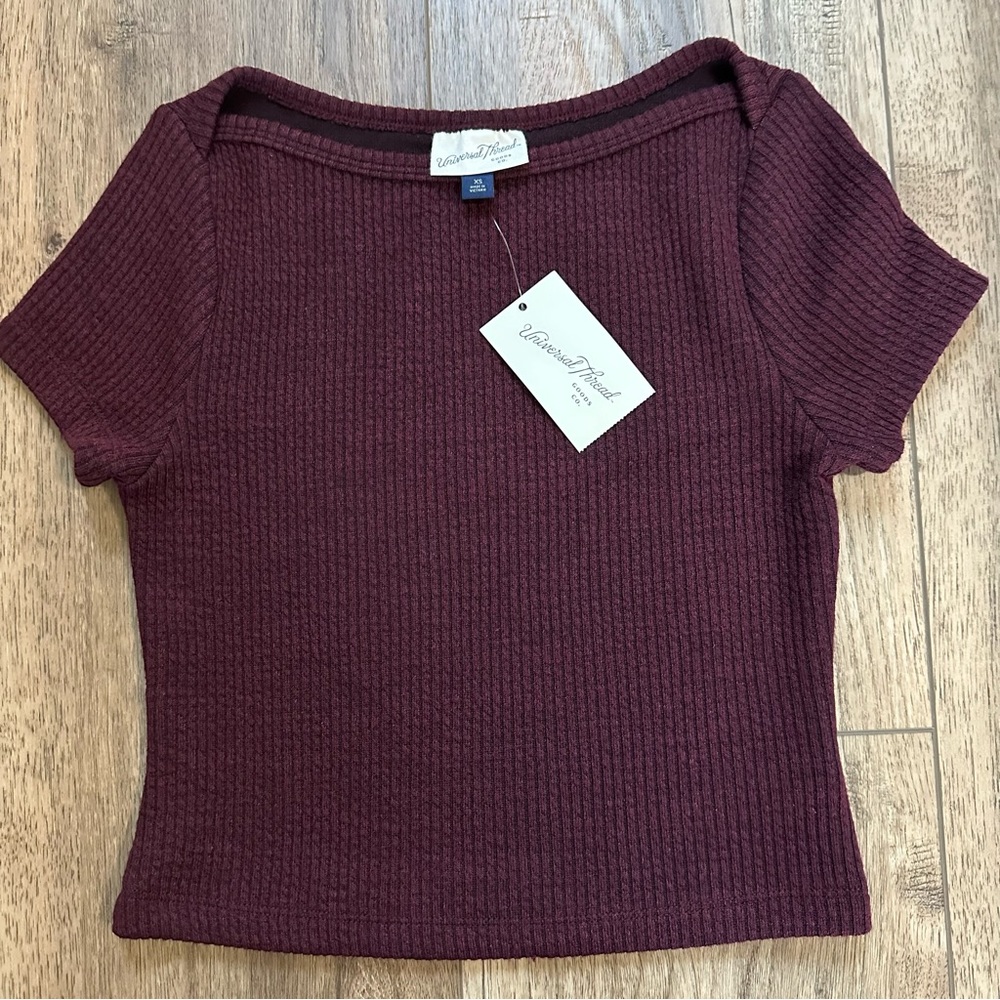 NWT! Universal Thread Women’s Cropped Sweater Tee, Ribbed, Burgundy, Stretch, XS